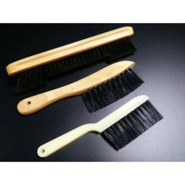 Bàn Chải Bida Nhập Khẩu Sợi PP Mềm Mại - Chổi Vệ Sinh Bàn Đánh, Tay Cầm Cán Gỗ, Giá 50k