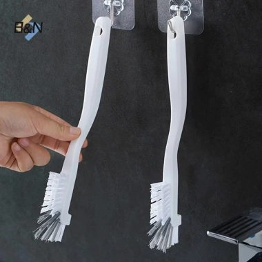 Bàn chải B&N Clean tay cầm dài, làm sạch bình sữa và bình thủy tinh - Giá ưu đãi 33.264 VND