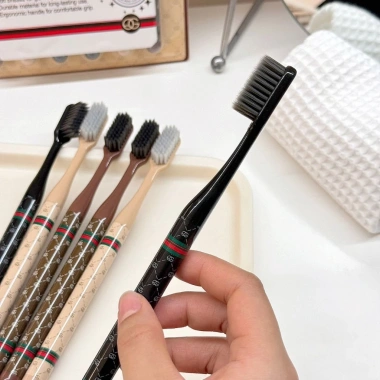 Bàn Chải Đánh Răng Lông Mềm GUC-02, Vỉ Nội Địa Trung Bảo, Bảo Vệ Răng Miệng, Giá 35.000₫ 9