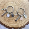 Bàn Chải Đánh Răng Men Qrhyk Thiết Kế Dễ Thương, Móc Khóa Quà Tặng Yêu Thương 2