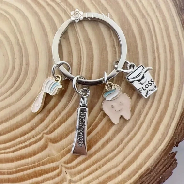 Bàn Chải Đánh Răng Men Qrhyk Thiết Kế Dễ Thương, Móc Khóa Quà Tặng Yêu Thương