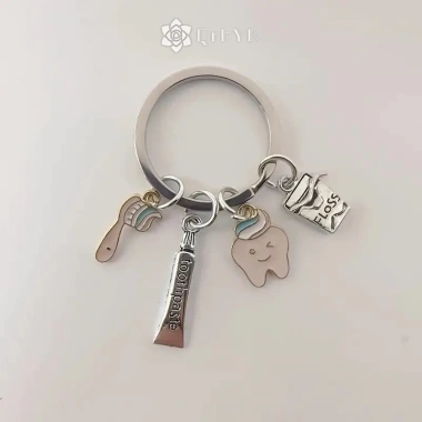 Bàn Chải Đánh Răng Men Qrhyk Thiết Kế Dễ Thương, Móc Khóa Quà Tặng Yêu Thương