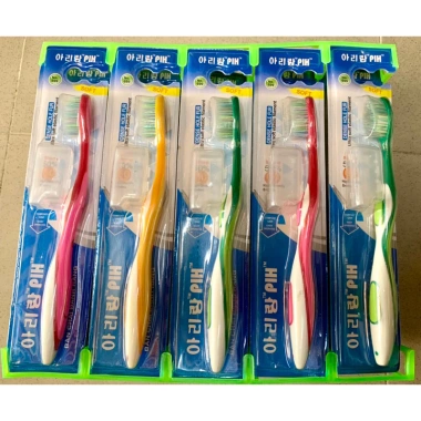 Bàn chải đánh răng P/H nắp đậy 699 - Sỉ Lốc 30 cây giá tốt, giảm còn 124.835 VND Bàn chải đánh răng P/H nắp đậy 699 - Sỉ Lốc 30 cây giá tốt, giảm còn 124.835 VND