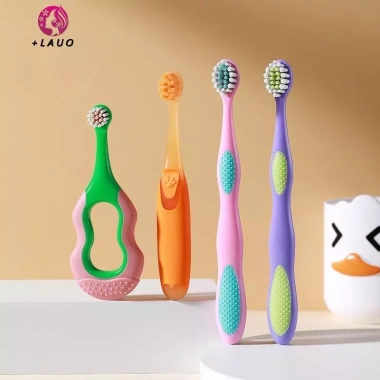 Bàn chải đánh răng Springevenstar cho trẻ 0-12 tháng, mềm, kháng khuẩn, làm sạch hiệu quả - Giá ưu đãi 45.980 VND 7