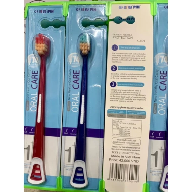 Bàn chải đánh răng Top Value 30 cây + Cạo lưỡi 270 - Giá ưu đãi 122k