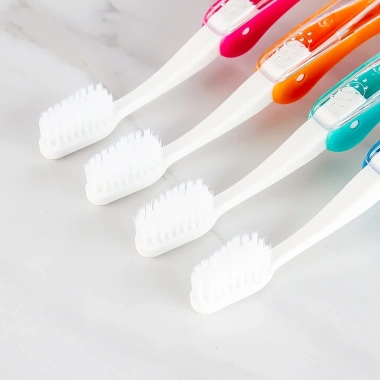 Bàn chải đánh răng YUNCHI lông mềm, lỗ thoát nước, gấp gọn, giảm giá 60k 8