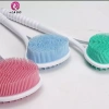 Bàn chải tắm silicone hai mặt dài tay cầm Massage lưng lông mềm 97.900đ Springevenstar