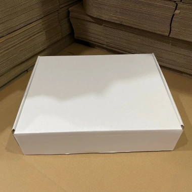 Bán Gài Đựng Ốp Lưng 20 Hộp Size 18x12x4cm Phụ Kiện Khuyến Mãi Giá 42.000 VND