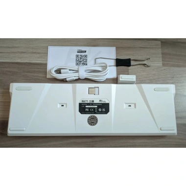 Bàn phím cơ không dây Bluetooth Royal Kludge RK71 71 phím LED trắng 3 chế độ 550k 5