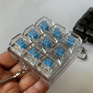 Bàn phím METUBE 3/4/9 phím – Fidget nút chìa khóa, móc khóa giảm căng thẳng 12 Bàn phím METUBE 3/4/9 phím – Fidget nút chìa khóa, móc khóa giảm căng thẳng 12