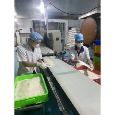 Bán sỉ 50 bịch bánh bò pía đậu xanh và bánh đa nem cuốn chả giò – Giá chỉ 263.000 VNĐ, giảm mạnh 5