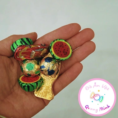 Bán sỉ hộp kẹo sô cô la 280g hình dưa hấu, cá vàng, bóng đá, đồng tiền, ô tô - Thơm ngon, hot nhất, giá 28.900 4