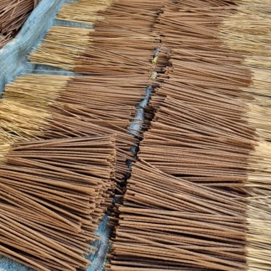 Bán sỉ Hương Trầm Bó 450 cây Mùi thơm ngọt dịu ít khói 100% tự nhiên Giá tận xưởng 79.000 VND