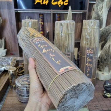 Bán sỉ Hương Trầm Bó 450 cây Mùi thơm ngọt dịu ít khói 100% tự nhiên Giá tận xưởng 79.000 VND