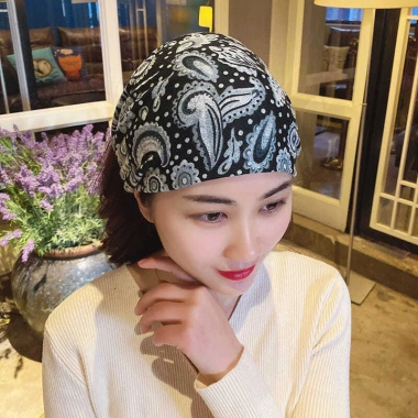 Băng đô Bandana che tóc màu xám - phong cách trẻ trung, giá ưu đãi 46.440 VND 7