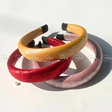 Băng đô cài tóc bé gái ViBe vải lấp lánh sang trọng, phụ kiện Tết giá 32.500 VND