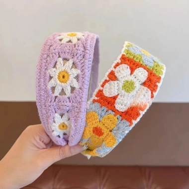 Băng đô dệt kim thêu cô gái dễ thương, vành rộng ngày lễ - Giá 45.100đ 8 Băng đô dệt kim thêu cô gái dễ thương, vành rộng ngày lễ - Giá 45.100đ 8