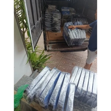 Bảng hộp đèn trạm sạc ô tô điện Vinfast SMEV có chân 40x60cm giá ưu đãi 3.04 triệu