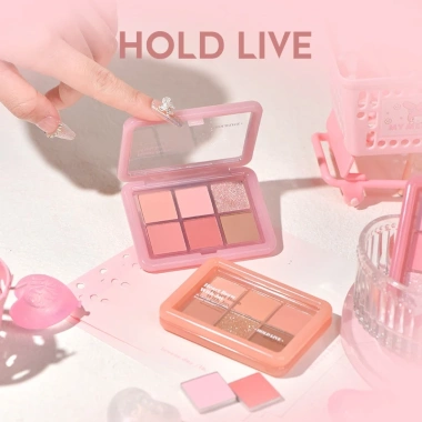 Bảng phấn mắt 6 ô HOLD LIVE Heart Born With Joy LS 9g – Màu sắc xinh xắn, giá 99.000₫ (giảm từ 128.700₫)