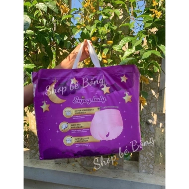 Băng vệ sinh dạng quần Enjoy Lady 50 miếng, túi riêng, bao bì tím, size 30-70kg - Giá ưu đãi 122.550₫ 6 Băng vệ sinh dạng quần Enjoy Lady 50 miếng, túi riêng, bao bì tím, size 30-70kg - Giá ưu đãi 122.550₫ 6