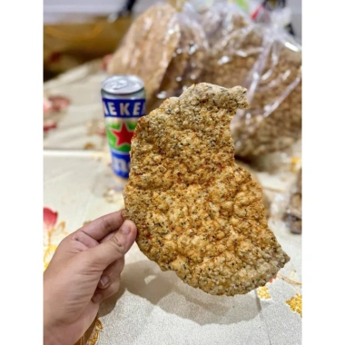 Bánh đa nướng muối ớt dòn tan Bến Tre, vị cay ngọt béo từ nước cốt dừa - Chỉ 115k