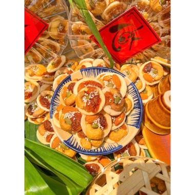 Bánh đồng tiền hạt điều giòn ngon 400g hộp Xuân biếu tặng, giảm còn 85.000₫