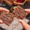 Bánh gừng táo đỏ ngọt nhẹ, mềm dẻo, giảm mệt mỏi, giữ ấm, tốt cho sức khỏe, 23.400₫