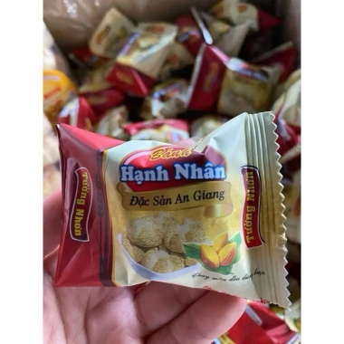 Bánh Hạnh Nhân Tường Nhơn 1kg - Thơm Ngon, Giá 60.000₫, Đồ Ăn Vặt Tết, Bánh Mứt 6 Bánh Hạnh Nhân Tường Nhơn 1kg - Thơm Ngon, Giá 60.000₫, Đồ Ăn Vặt Tết, Bánh Mứt 6