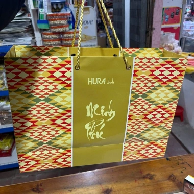 Bánh Hura Deli Bông Lan Mềm Mịn Nhân Kem, Truyền Thống Cao Cấp Mấu Tết Siêu Đẹp kèm Túi Xách - 99k