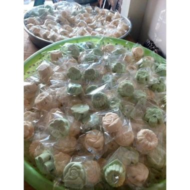 Bánh In Nhân Dừa Non không bảo quản - Ngọt vừa, giảm giá 65.000₫ (gốc 78.650) 3 Bánh In Nhân Dừa Non không bảo quản - Ngọt vừa, giảm giá 65.000₫ (gốc 78.650) 3