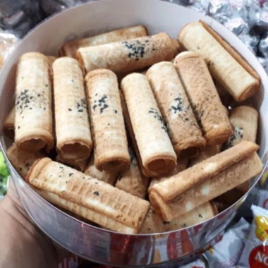 Bánh kẹo Hàn Quốc hộp 500gr 3 vị mè đen, rong biển, cốt dừa giảm giá 140.000đ
