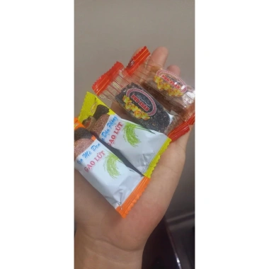 Bánh kẹo Tết Kẹo gạo lứt đậu phộng mè đen ít ngọt Phú Xuân 100-500gr Giá 20.392₫ 9