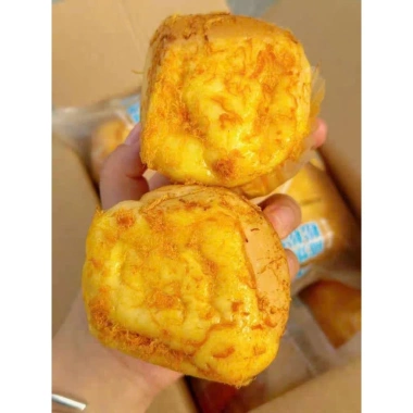 Bánh mì Ouba 100gr chà bông phô mai - Vỏ mềm tan, vị mặn béo, chỉ 40.000 VND