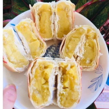 Bánh pía nhân đậu xanh sầu riêng Thành Hương 350g - Giá ưu đãi 70,000₫