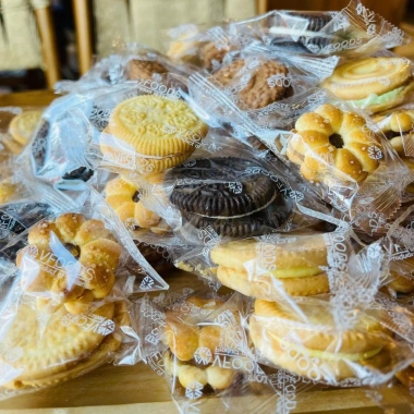 Bánh quy bông mai 1kg nhân mứt khóm, chua ngọt - Giá chỉ 56k Thế Giới Ăn Vặt