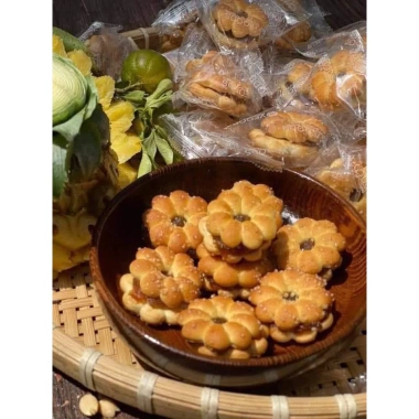 Bánh Quy Hoa Mai 250g Nhân Mứt Khóm Thái Lan Vfoods - Kem Ngon, Ăn Vặt Siêu Thơm, Giá Giảm 49.000₫ 7