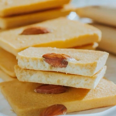 Bánh Quy Mix Hạt Nagano Nut Cake 345g - 45 chiếc, giảm giá 20k, giá 110k 7
