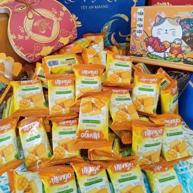 Bánh Quy Tết, Cân 1Kg Túi Zip - Nhiều Vị Giòn Ngon, Giá 39.000₫ (Giảm tới 10%)