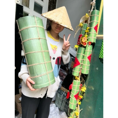 Bánh Tét khổng lồ 55cm x 20cm - Trang trí Tết 2.026, giá chỉ 130.000đ giảm từ 156.000đ 2