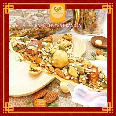 Bánh thuyền granola 250g Alpha Nutrition – Ăn kiêng, ăn vặt healthy, giá 129.500 VND 3 Bánh thuyền granola 250g Alpha Nutrition – Ăn kiêng, ăn vặt healthy, giá 129.500 VND 3
