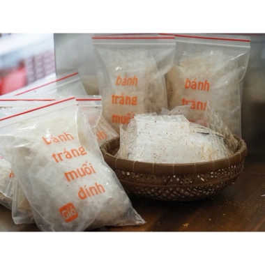Bánh Tráng Muối Dính Đặt Biệt – Dẻo, Giòn, Gió, Giá chỉ 15.400 VND, giảm ngay 7 Bánh Tráng Muối Dính Đặt Biệt – Dẻo, Giòn, Gió, Giá chỉ 15.400 VND, giảm ngay 7