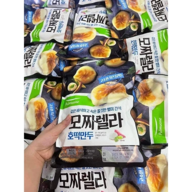 Bánh xếp Hotteok Hàn Quốc 600g 12 chiếc nhân phô mai mozzarella Pulmuone - Giao hỏa tốc - Giá ưu đãi 170.000₫ 3 Bánh xếp Hotteok Hàn Quốc 600g 12 chiếc nhân phô mai mozzarella Pulmuone - Giao hỏa tốc - Giá ưu đãi 170.000₫ 3
