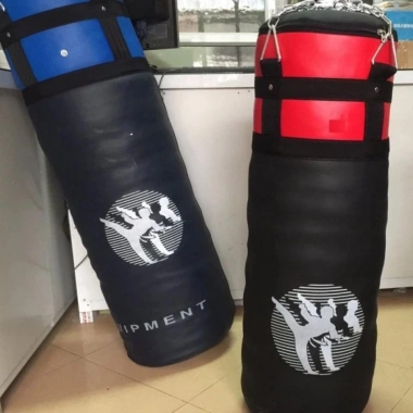 Bao Cát Đấm Bốc Boxing 80cm Da 3 Lớp Nhồi Sẵn Chính Hãng + Xích Treo - 479.000đ 6 Bao Cát Đấm Bốc Boxing 80cm Da 3 Lớp Nhồi Sẵn Chính Hãng + Xích Treo - 479.000đ 6