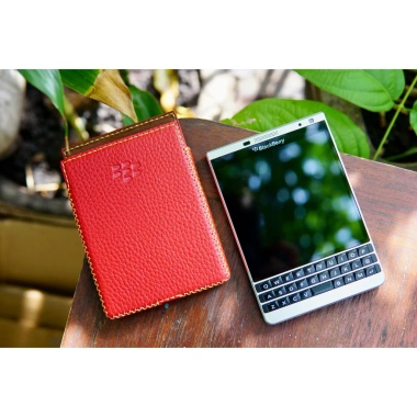 Bao da BlackBerry Passport - Bảo vệ hoàn hảo, siêu nhẹ, giảm còn 199.000 VND | LaoHac Store