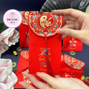 Bao Lì Xì Đỏ Tua Rua Kim Tuyến Lấp Lánh Phù Hợp Tết, Cưới, Mừng Thọ 8.410 VND