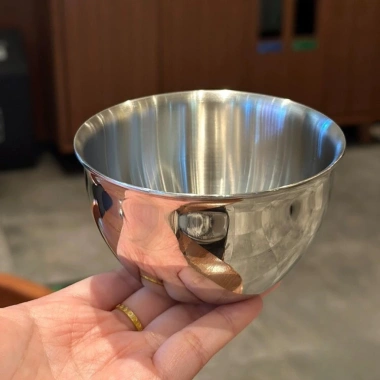 Bát cho bé inox 18/10 đúc nguyên khối BossD 9.5cm - An toàn, không gỉ, chỉ 125.000₫ 5 Bát cho bé inox 18/10 đúc nguyên khối BossD 9.5cm - An toàn, không gỉ, chỉ 125.000₫ 5