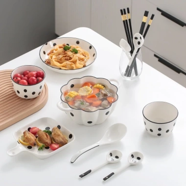 Bát đĩa sứ chấm bi sang trọng - Bát cơm tay cầm, đĩa dài, bát vuông, chỉ 19.500₫ 8 Bát đĩa sứ chấm bi sang trọng - Bát cơm tay cầm, đĩa dài, bát vuông, chỉ 19.500₫ 8