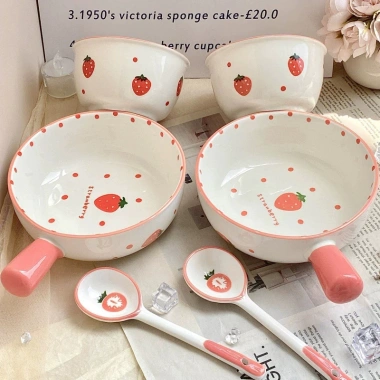 Bát Sứ Dâu Tây Cute Tay Cầm Loại 1 Bát Ăn Mì Giá Ưu Đãi 68.600 VND BOLI HOUSE 2 Bát Sứ Dâu Tây Cute Tay Cầm Loại 1 Bát Ăn Mì Giá Ưu Đãi 68.600 VND BOLI HOUSE 2