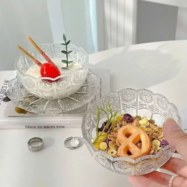 Bát thủy tinh họa tiết hoa mặt trời – Retro nhẹ nhàng, xinh đẹp, chỉ 96.000₫ (giá gốc 122.880₫)