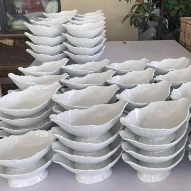 Bát Thuyền Đựng Gà Cúng Nguyên Con Nhựa PP Trắng An Toàn – Chỉ 33.900₫